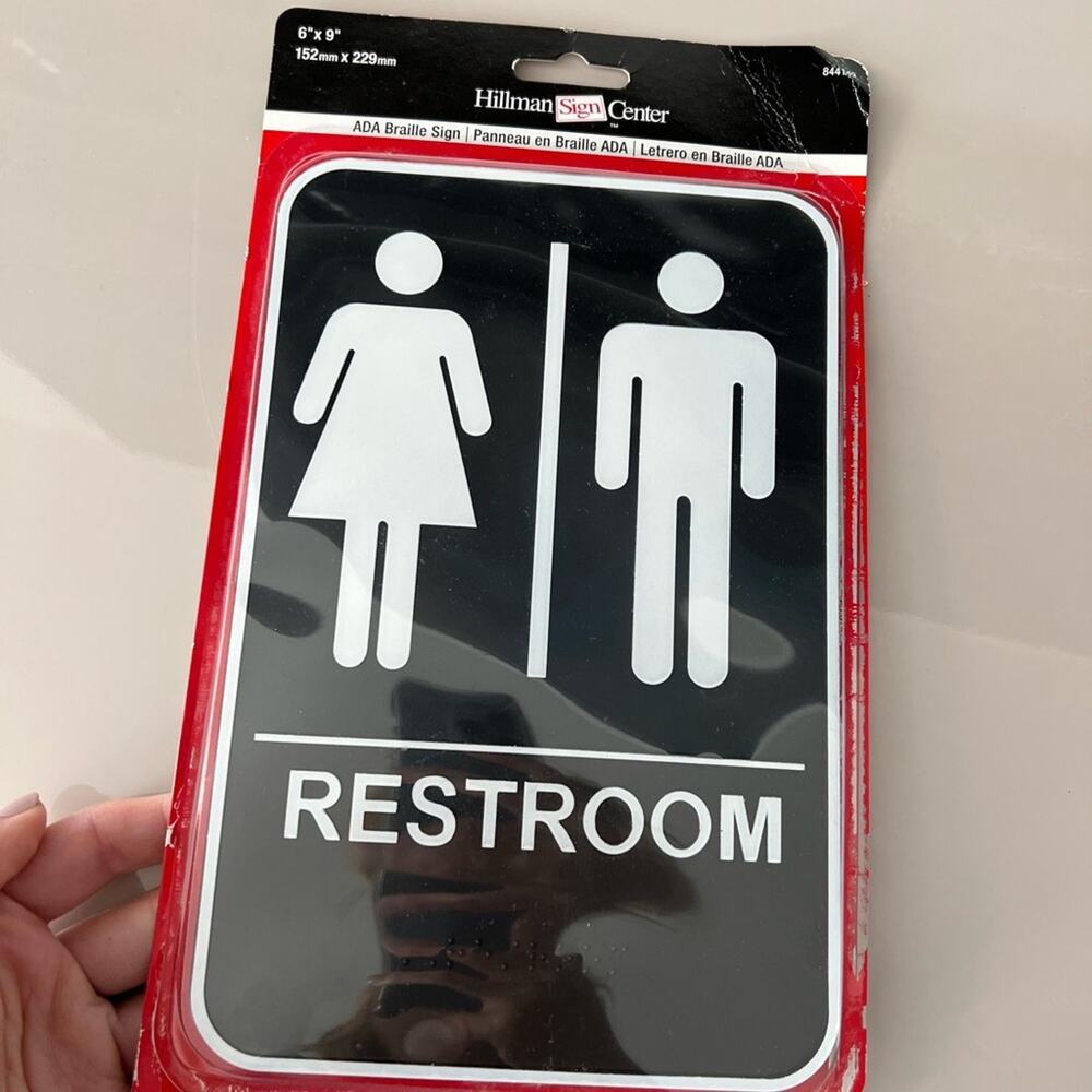 🗽NIB Restroom Sign